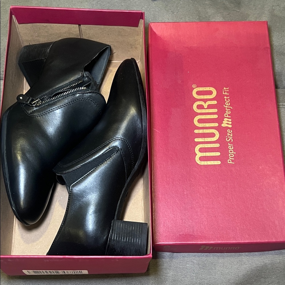 Munro Annee Black Leather Booties Short Boots Wide Width Wide Shoes Boot Plus